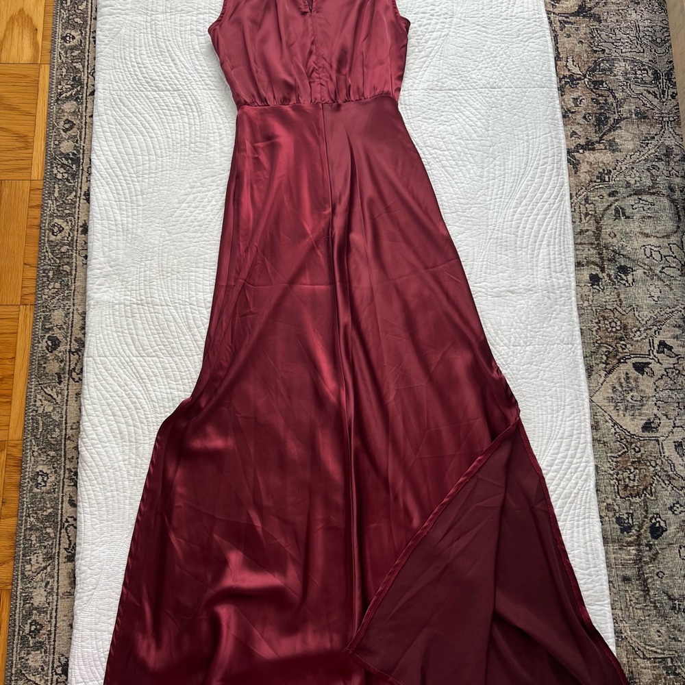 Lulu's Burgundy Sleeveless V-Neck Maxi Gown